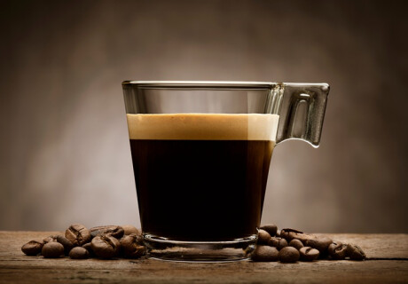 Why Manual Weighing Fails at Scale in Coffee Roasteries