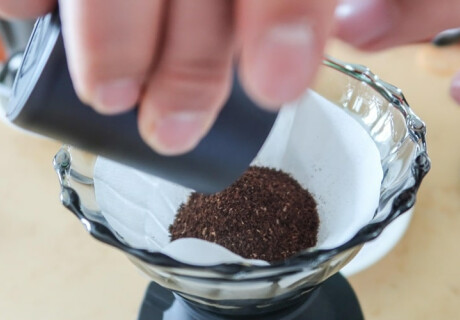 Coffee Grind Size Explained: Settings, Burrs, and Common Mistakes to Avoid